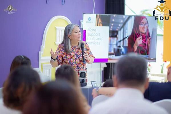 Speakers and parents at the Education Talk Show, photo 3